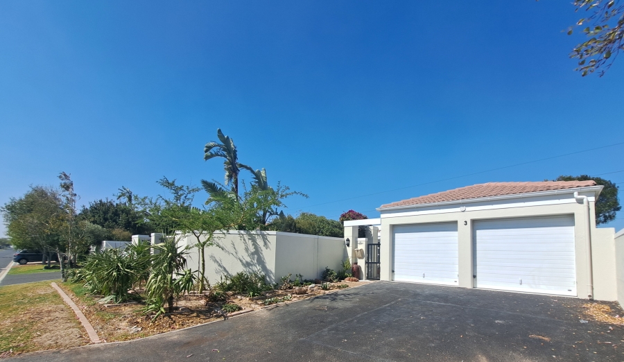 To Let 3 Bedroom Property for Rent in Sunningdale Western Cape